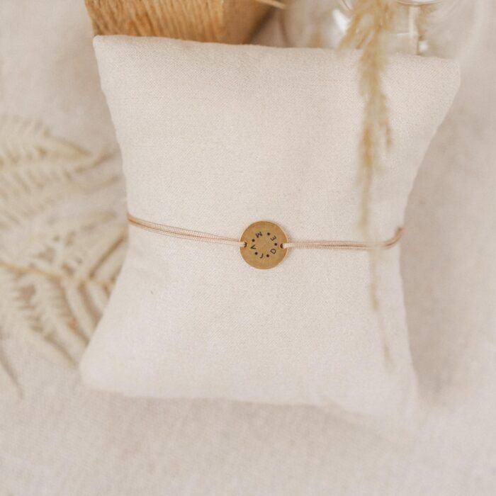 personalisiertes Armband Namenkreis