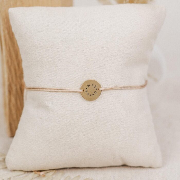 personalisiertes Armband beige - gold - Namenskreis
