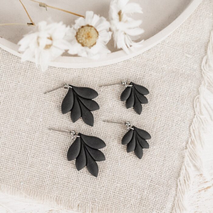 Ohrhänger Blatt schwarz silber