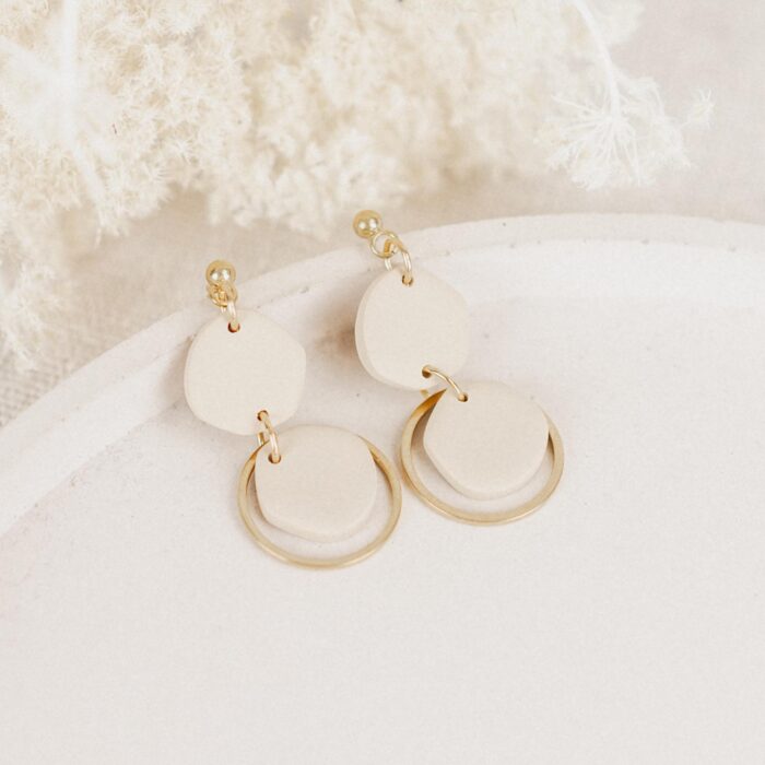 Ohrhänger Irregular Circles beige gold