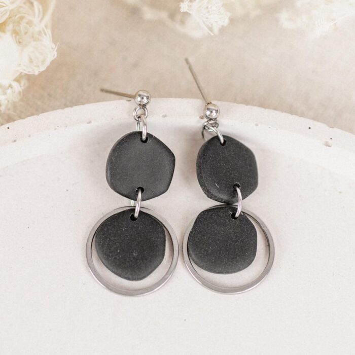 Ohrhänger Irregular Circles schwarz silber