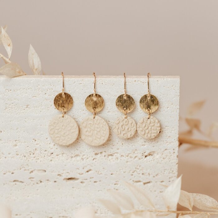Leo-Circles-beige